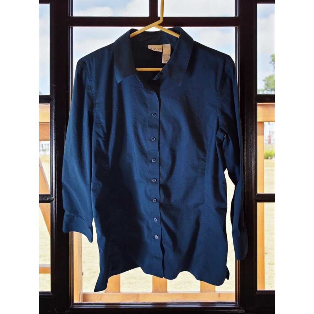 Chico’s Blue Button Front Blouse – Size 2 (Fits L/XL)